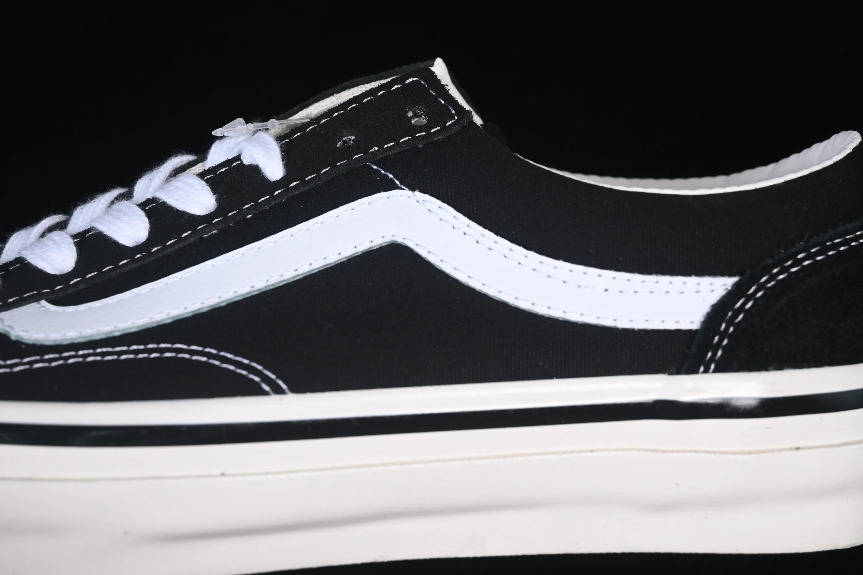 All categories Vans Vans series Vans Low Vans low-top Vans Old Skool high-end branch low-top casual sneakers VN0000E8VBPT
